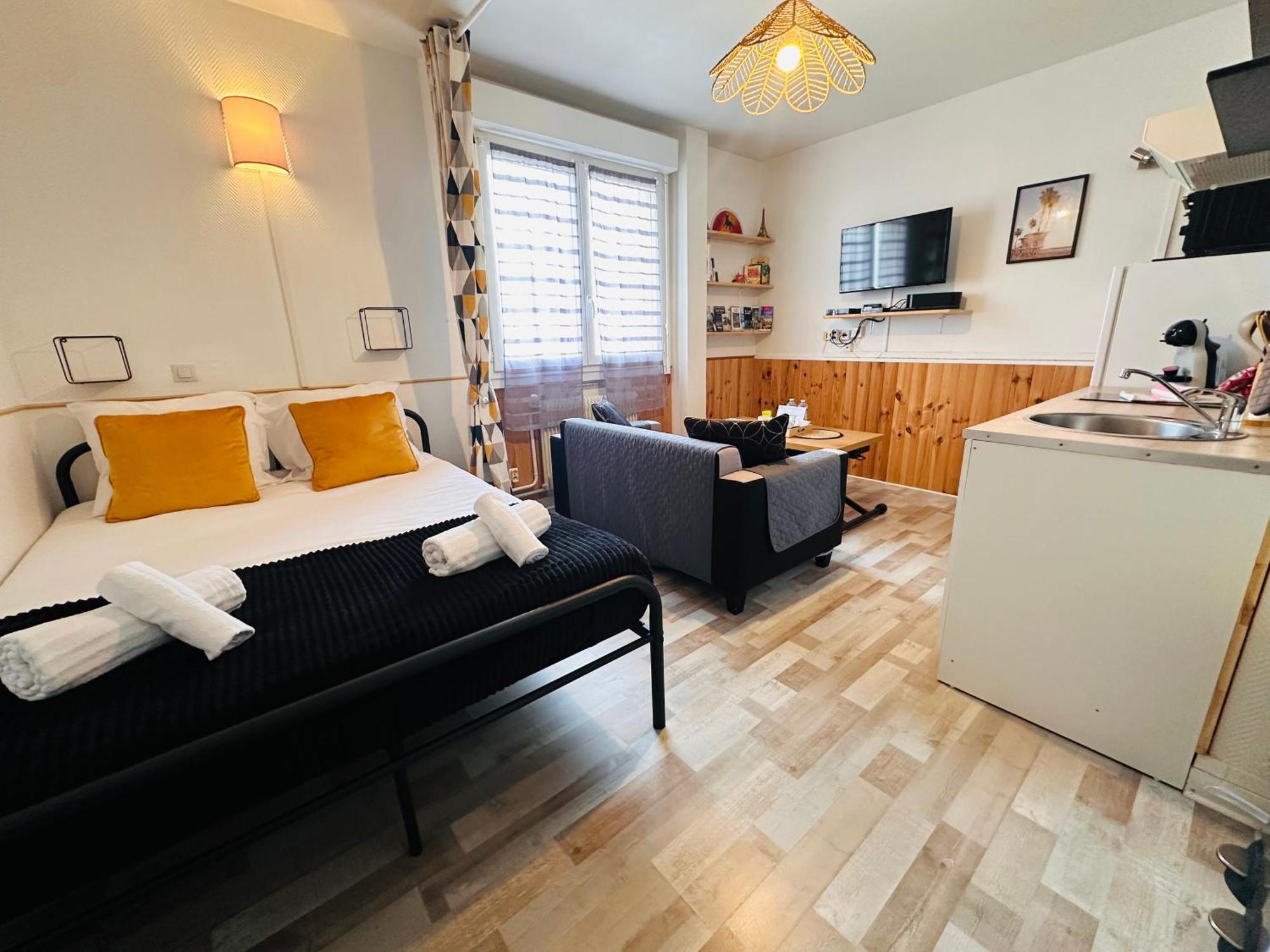 Orleans Centre Proche Gare - Appartement Fonctionnel Residence Calme Parking Prive Gratuit - Le Central Elegance Екстериор снимка
